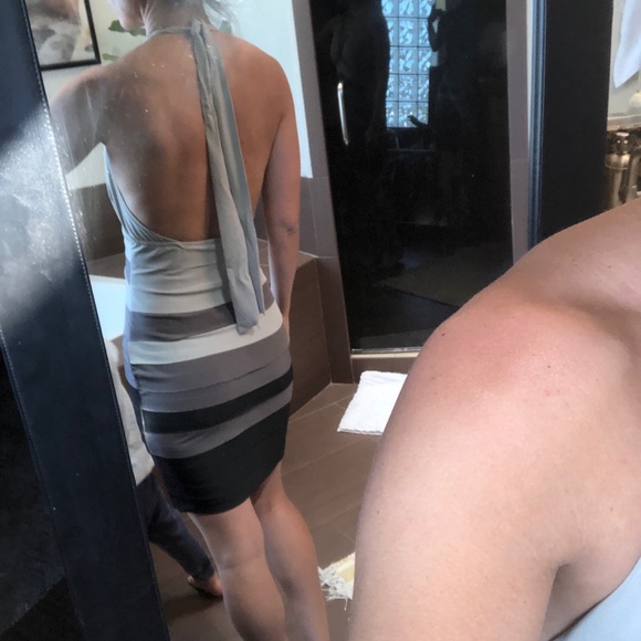 Bodycon fitted Cocktail dress 💕 - Picture 5 of 5